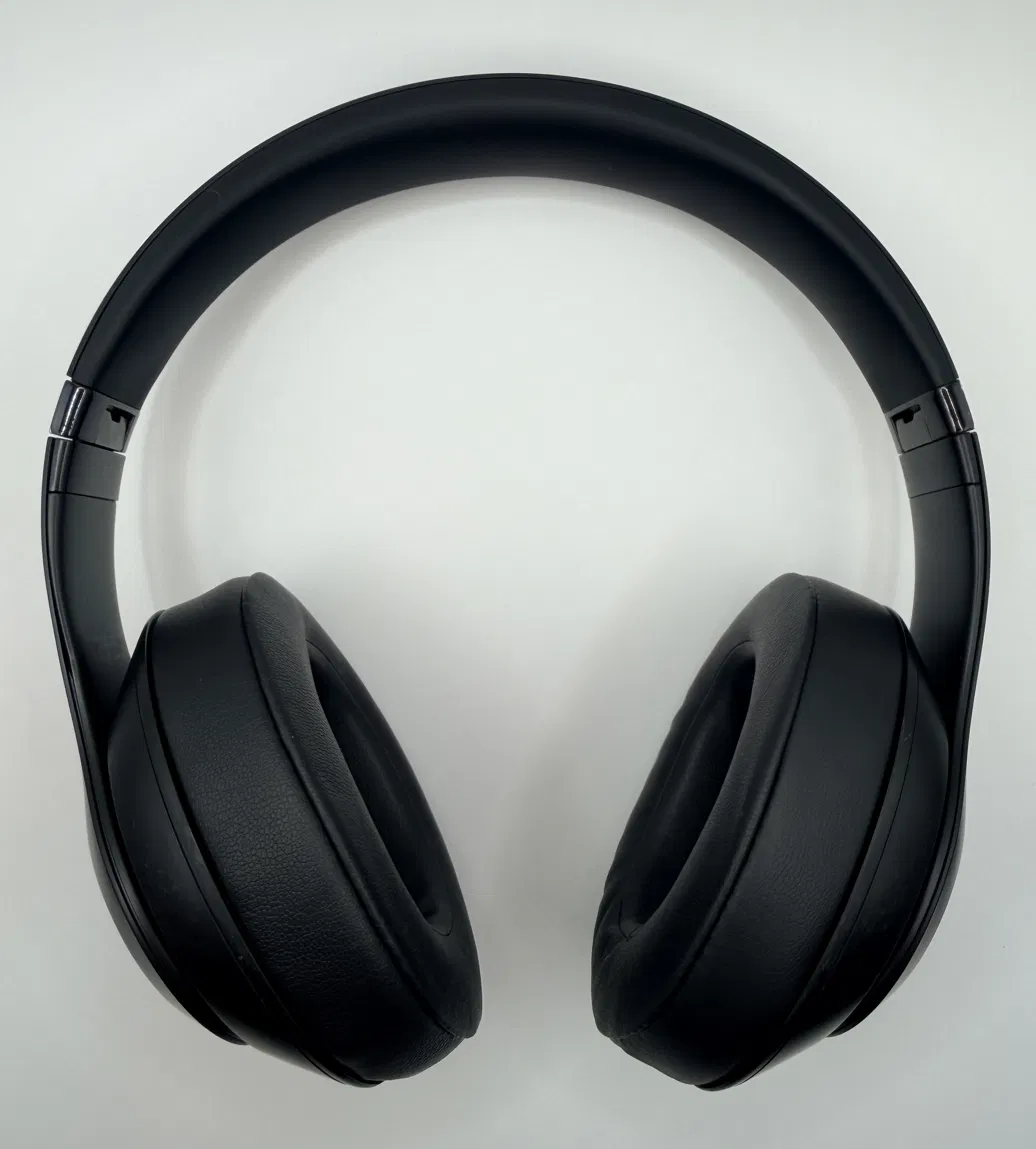 Beats Studio 3 new earpads after replacement