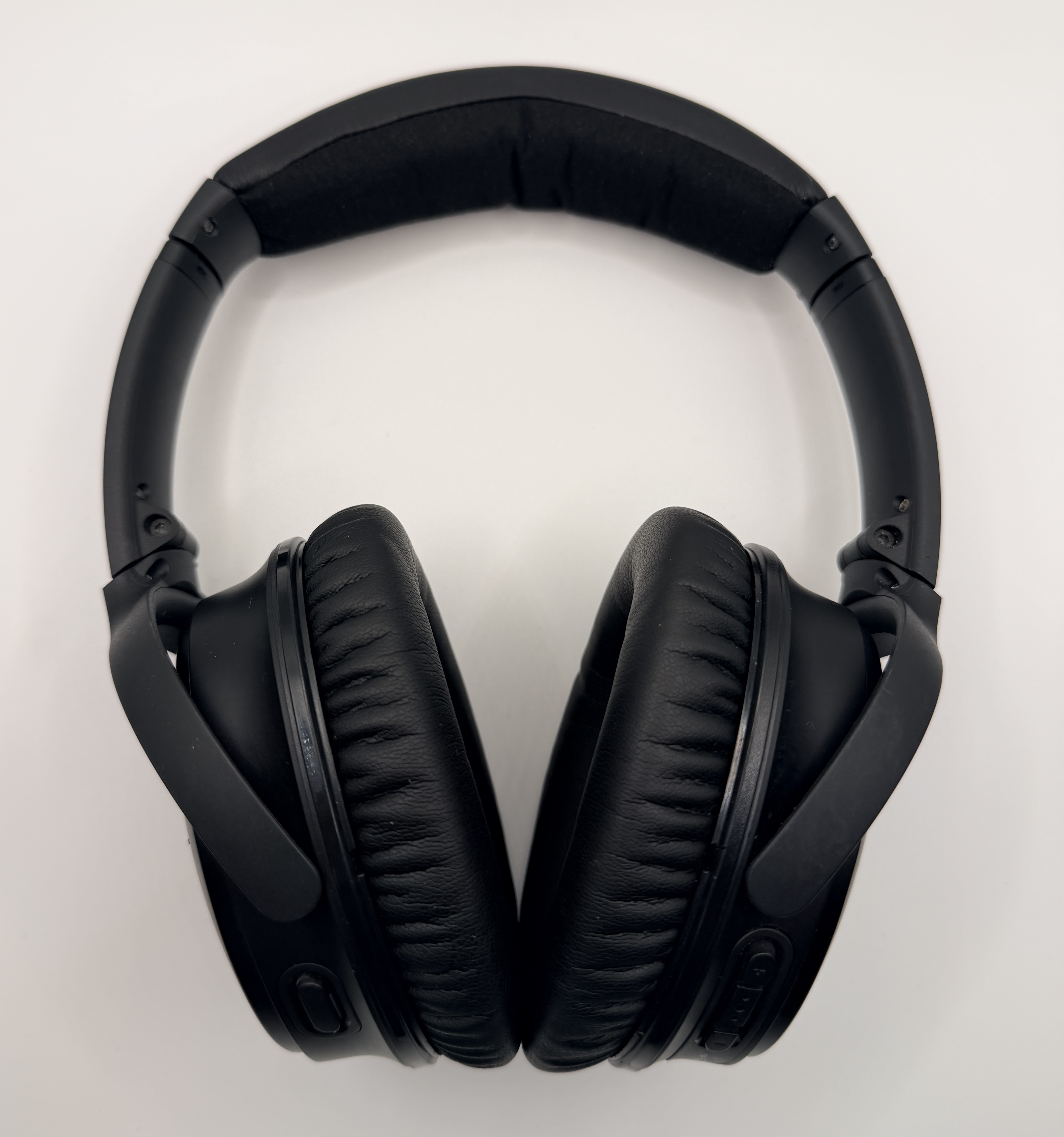 Bose QC35 new earpads after repair